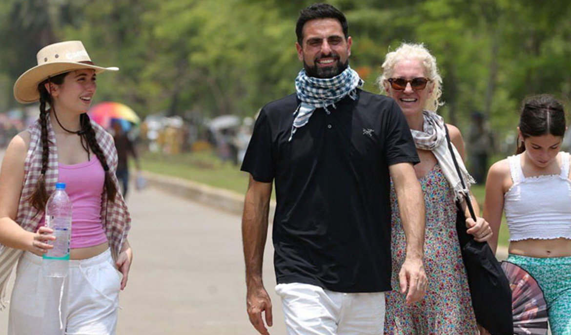 In Pictures: Over 400,000 tourists visit Siem Reap for Khmer New Year