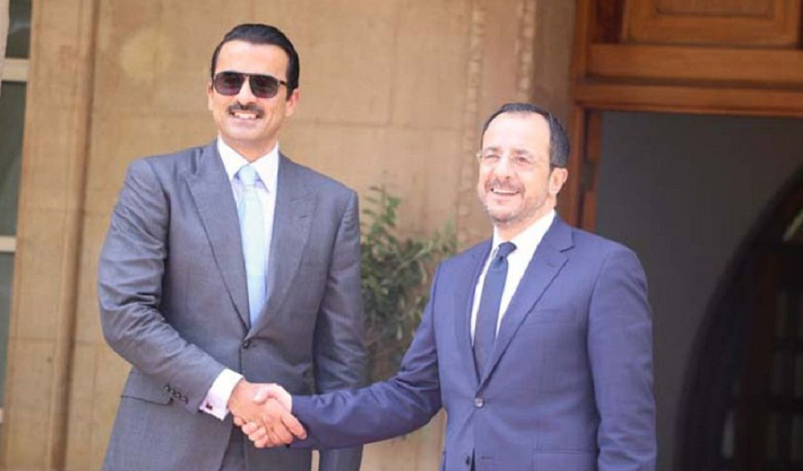 Qatari emir pays visit to Cyprus