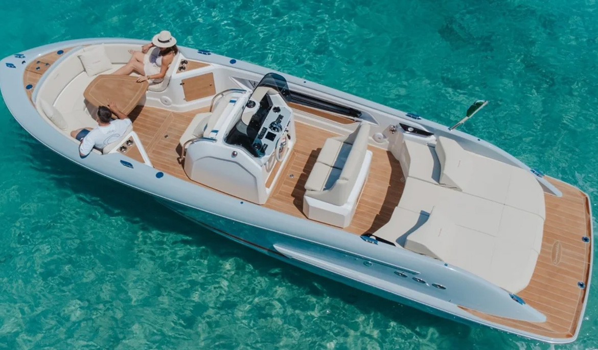 Cypriot yachting company partners with Italian boatmaker
