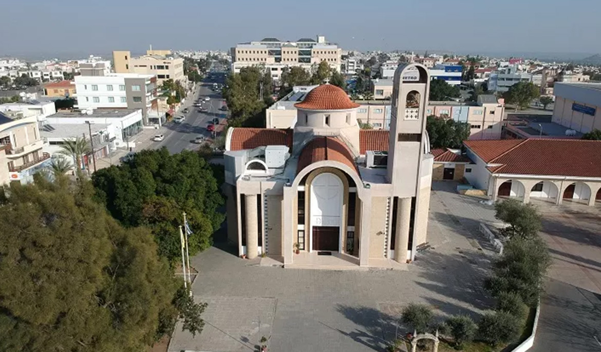 Valuable offerings stolen from Nicosia church, two arrested