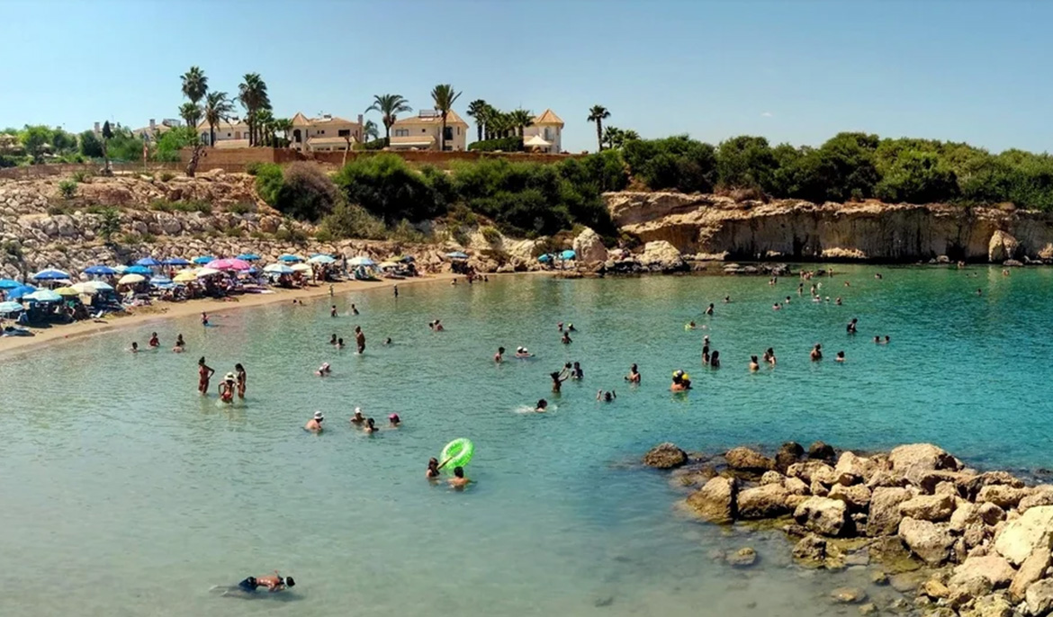 Tourism revenue in Cyprus rises by 6.6 per cent in June