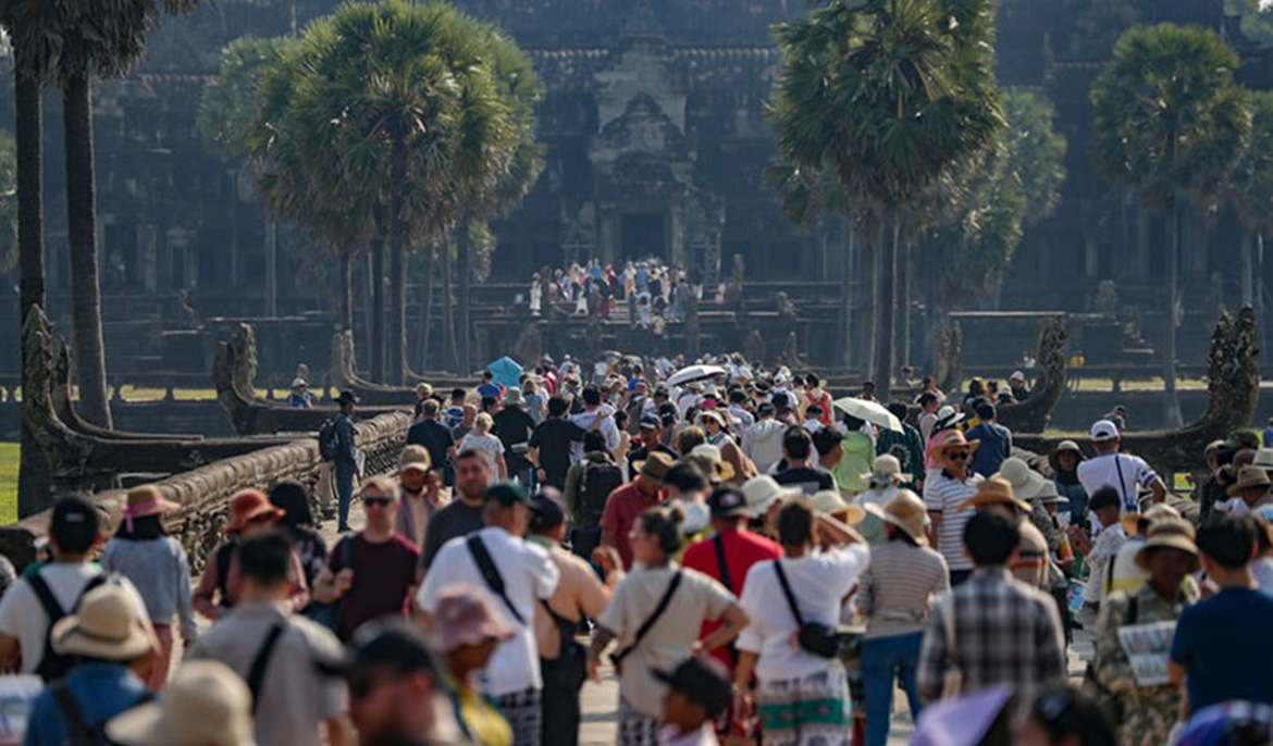 Cambodia’s Angkor records 33 pct rise in int’l tourist arrivals in first 7 months of 2024