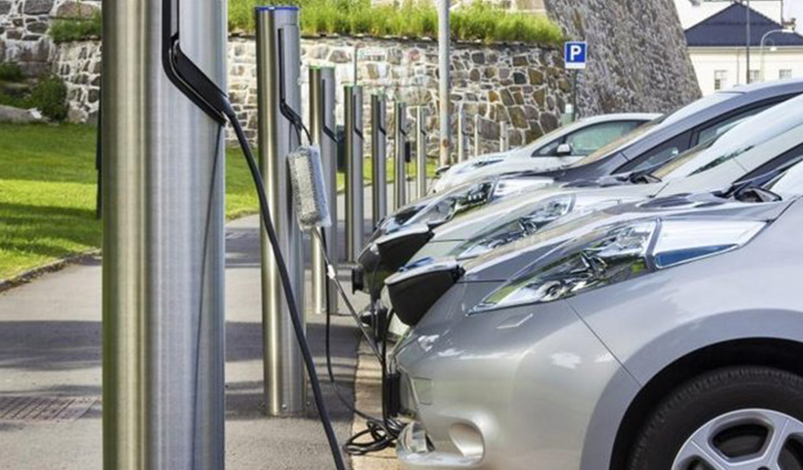 Motor vehicles sales up by 16% in January – August, rising share of EV/ hybrid cars