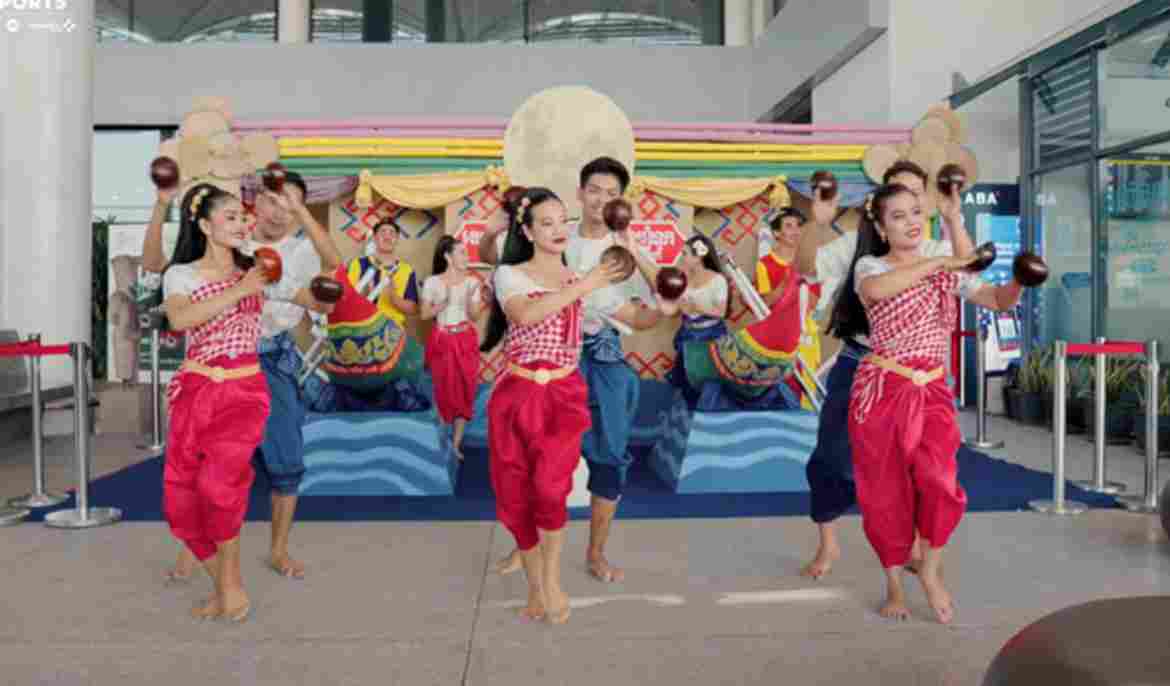 Water Festival greeting for arrivals at Phnom Penh International Airport