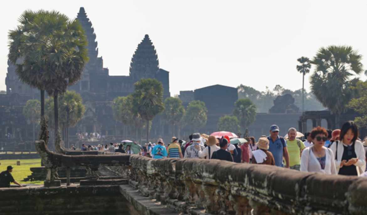 Tourism industry contributes 9.4 percent to Cambodia’s GDP