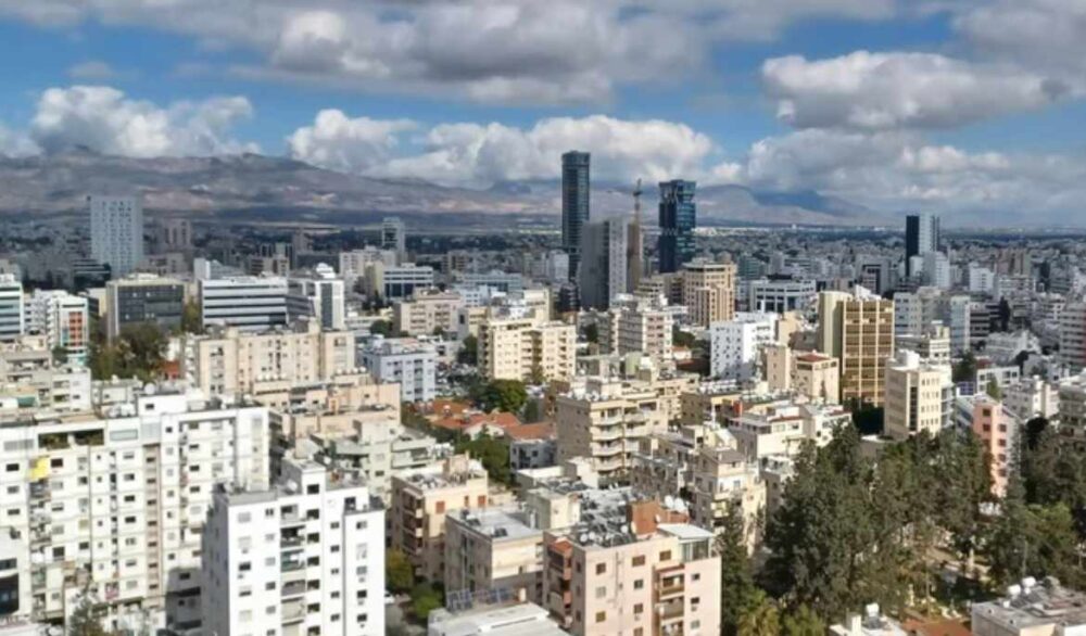 Cyprus Business Now: tourism minister, BoC shares, Oev leadership, hydrogen