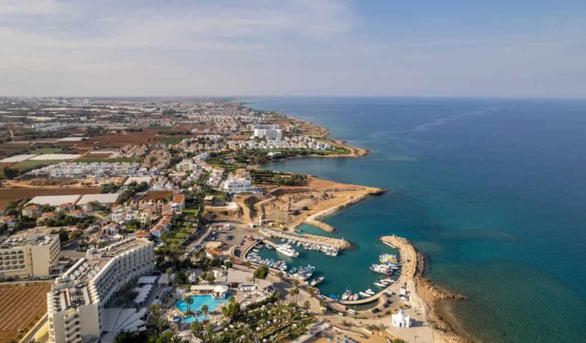 Cyprus courts Polish tourists with government-led roadshow