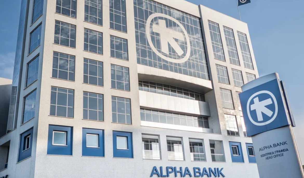 UniCredit signs derivatives deal to double stake in Alpha Bank