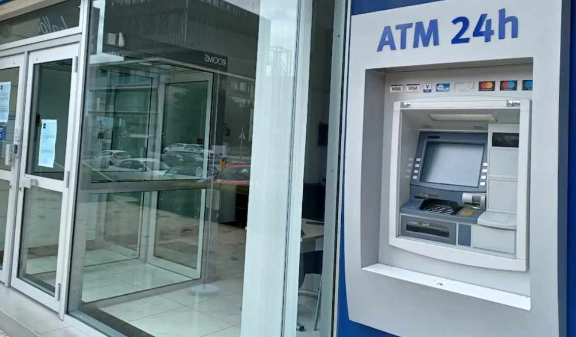 Cyprus banking networks contract as digital shift reshapes sector