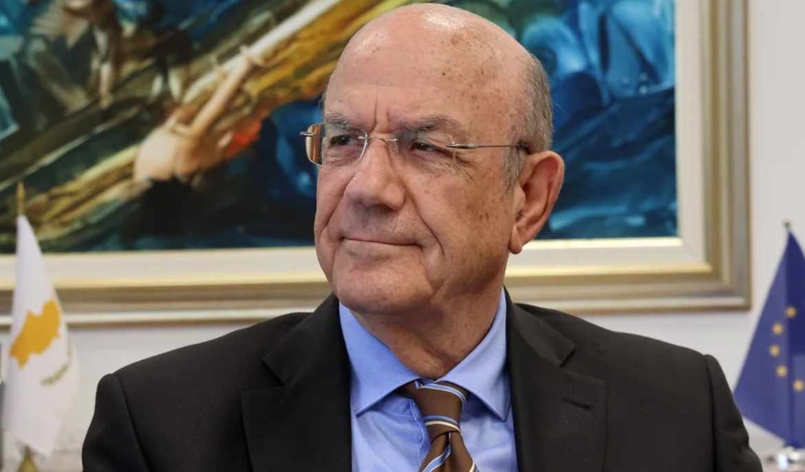 Keravnos urges banks to lend more, support startups and green growth