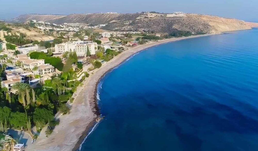 New viewing point opens in Pissouri to boost tourism