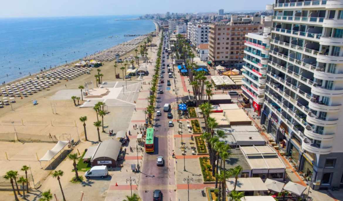 Larnaca hotels exceed 95% occupancy amid influx of foreign nationals