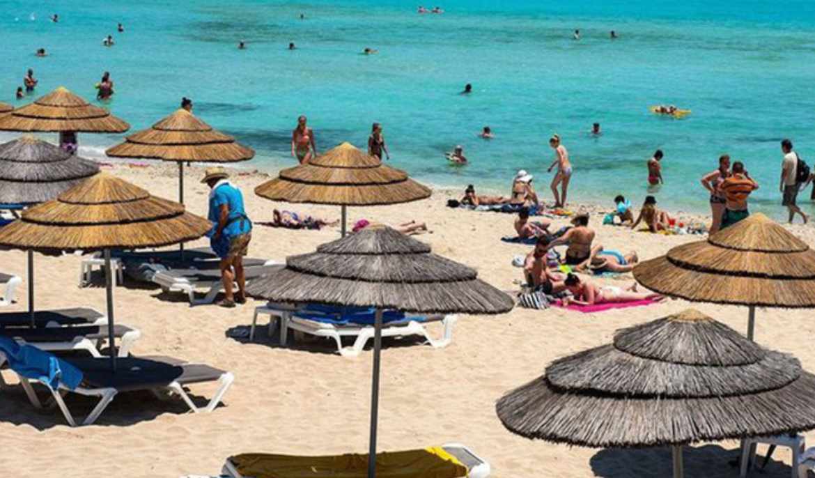 Tourist arrivals record annual increase of 13.7% in May 2025