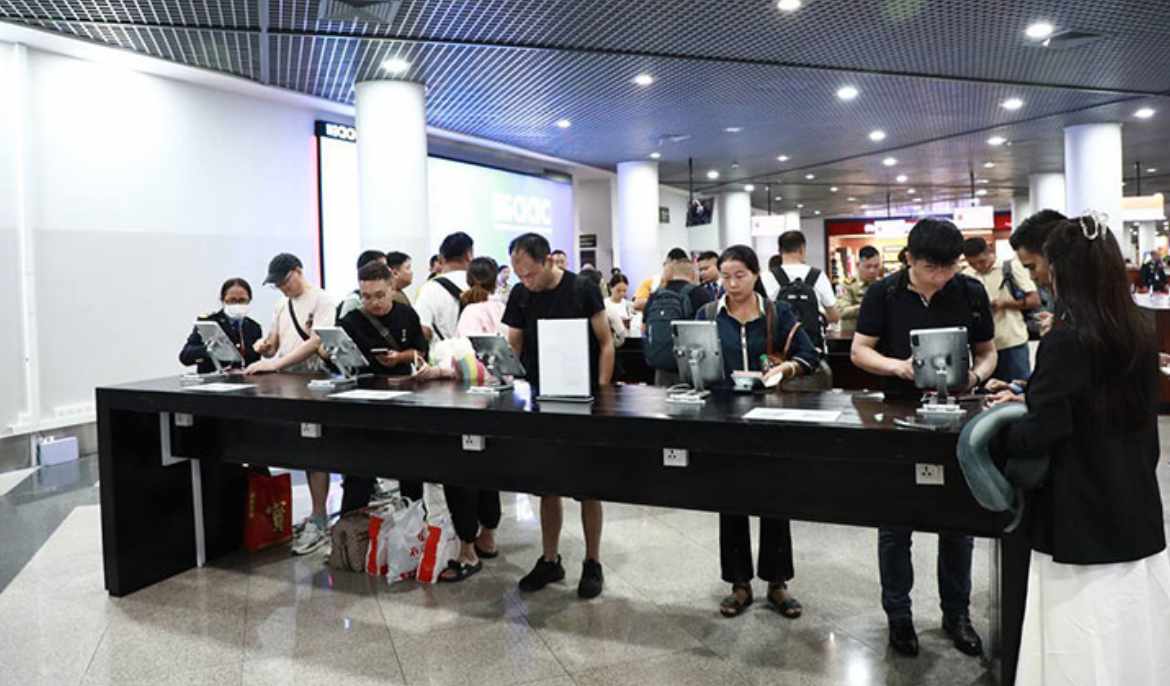 Cambodia officially launches new ‘v-Pass’ to replace traditional immigration stamps and QR code slips for visitors to Cambodia