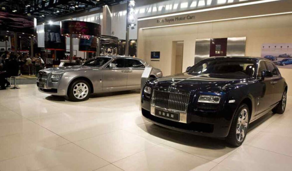 Cars top Cambodian imports from Britain