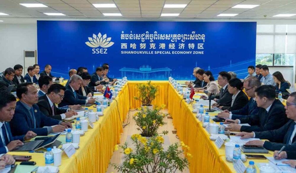 Cambodia, China discuss ways to further boost economic cooperation