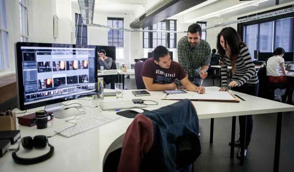 Tech contest opens to startups from Cyprus and Greece