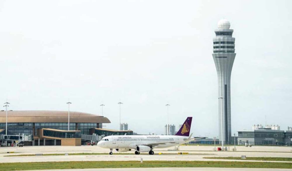 Cambodia-Japan flight route to promote tourism, trade relations, officials say