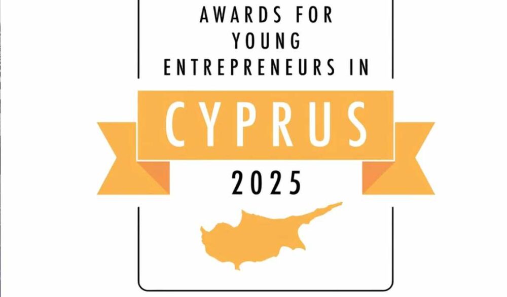 Sir Stelios awards €200,000 to young entrepreneurs in Cyprus