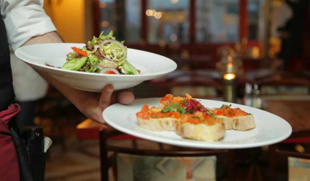 Cyprus bars and restaurants report strong autumn visitor rates